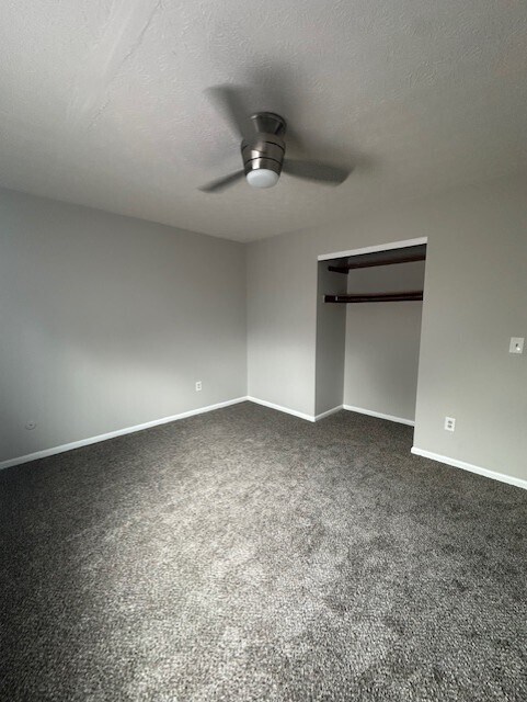 Foto del edificio - 2663-2671 Medary Ave