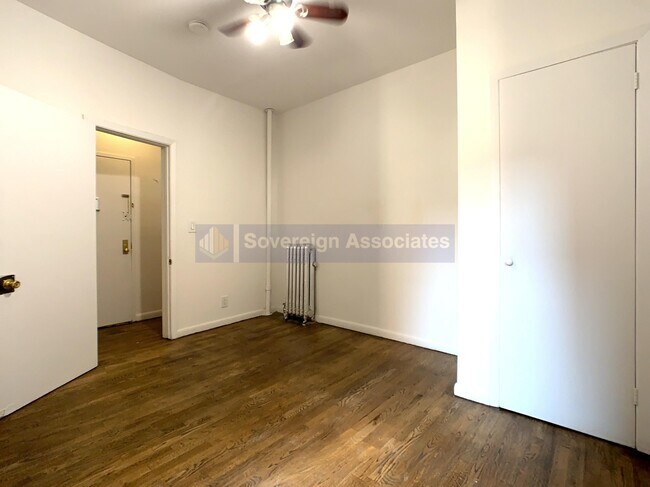 Foto del edificio - 186 Claremont Ave
