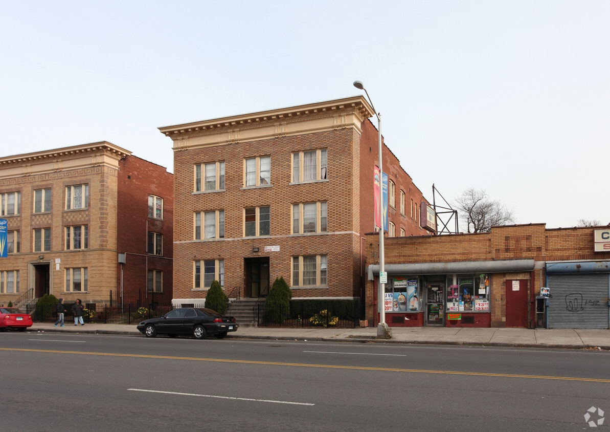 Pavilion Apartments Apartments in Hartford, CT