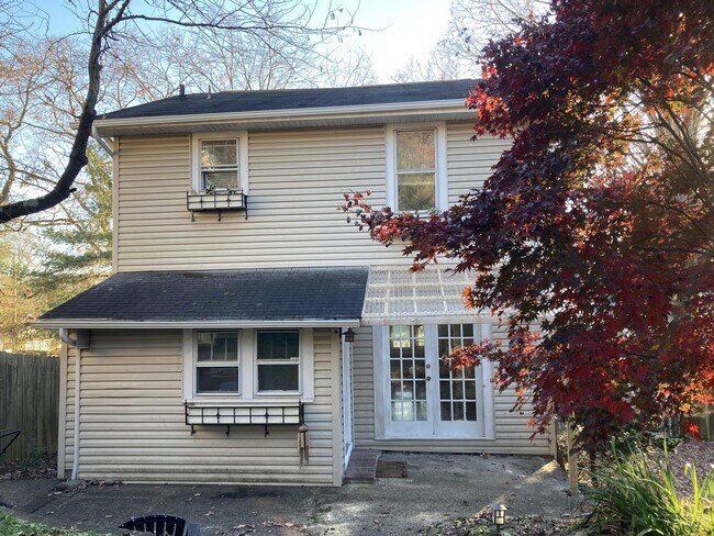 Foto del edificio - 946 Mathews Ave