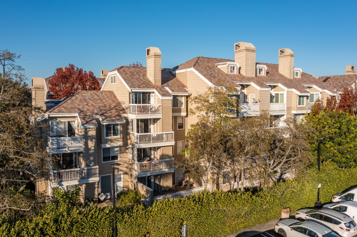 Primary Photo - Seabridge Villas