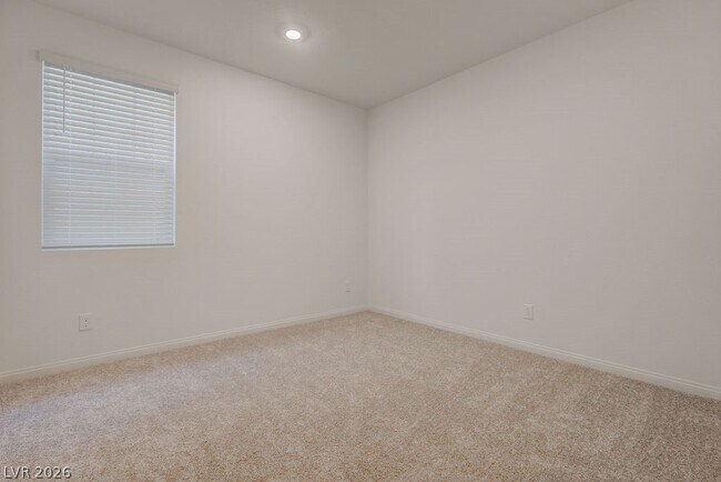 Foto del edificio - 2744 Tricase St