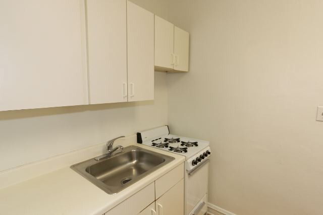 Foto del edificio - 561 W Wellington Ave
