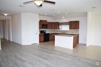 Building Photo - 2021 Pitkin Dr