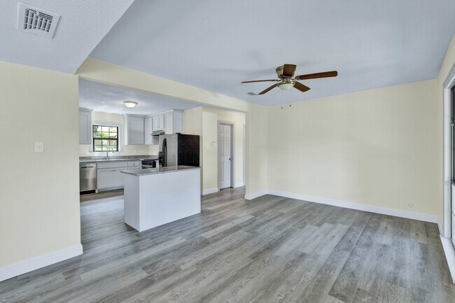 Foto del edificio - 2605 Stark St