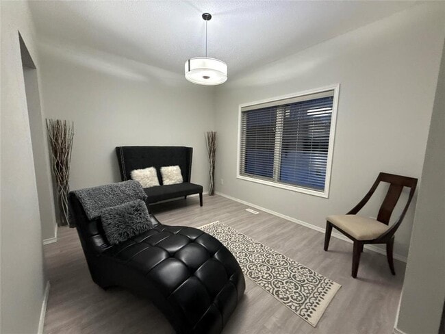 Building Photo - 71 Appleford Gate