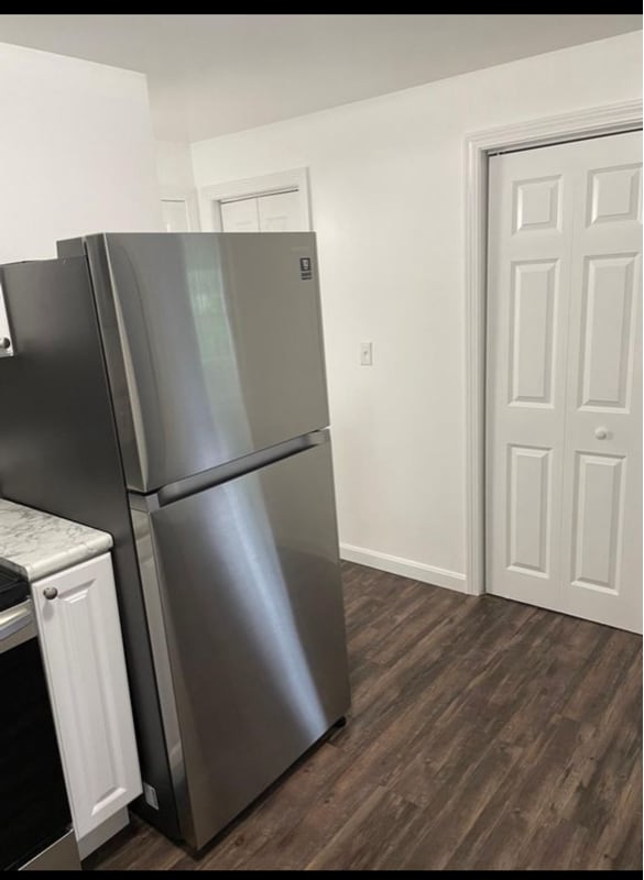 Building Photo - 111 Hall St