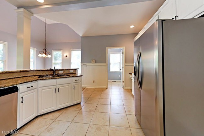 Building Photo - 5542 Clipper Bay Dr