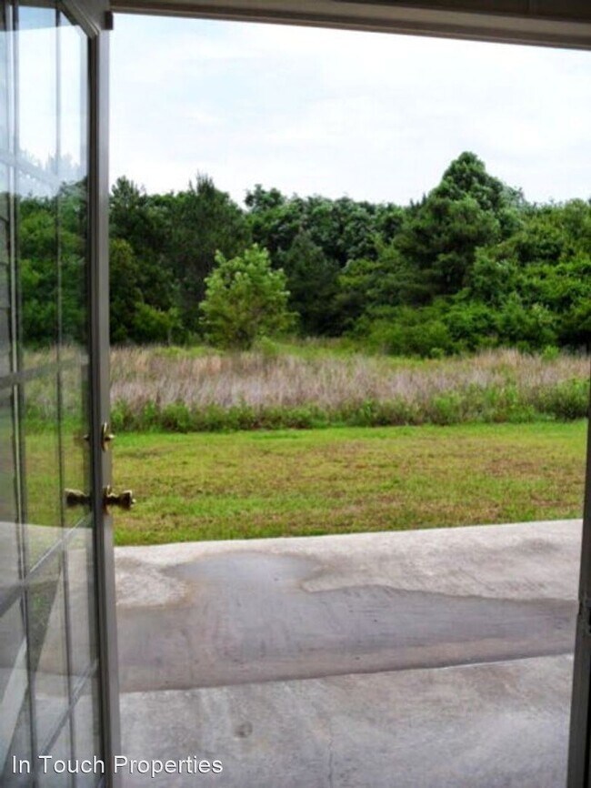 Building Photo - 4 br, 2 bath House - 5633 Fontana Rd