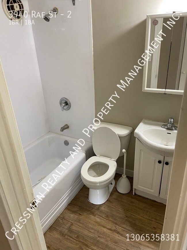 Photo du bâtiment - 1 Bed, 1 Bath APARTMENT located in South Regina