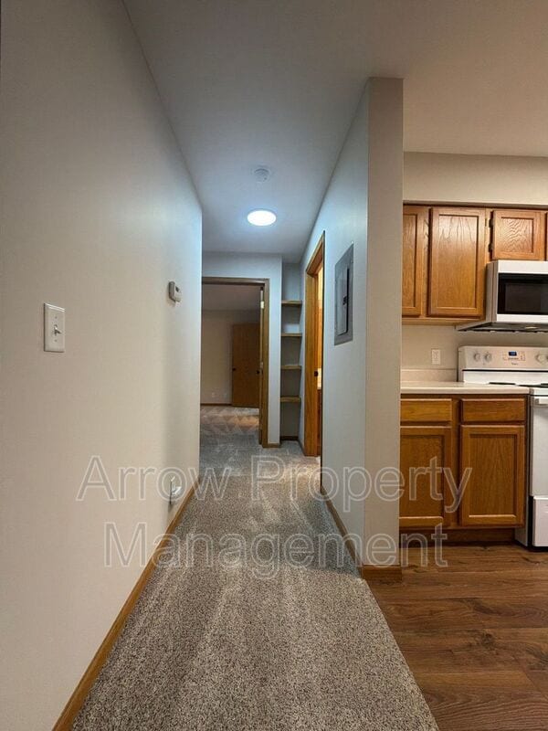 Building Photo - 1660 Swanson Dr