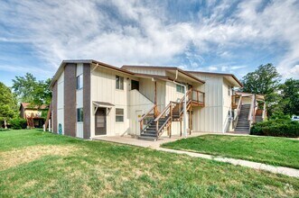 Building Photo - 3500 Hayden Pl