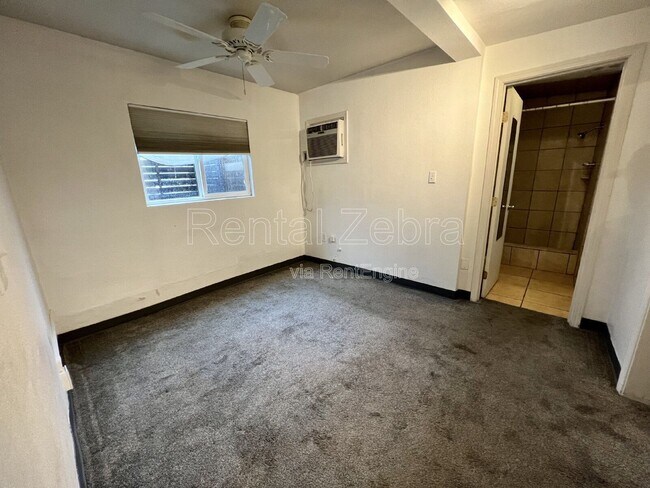 Building Photo - 2142 K St