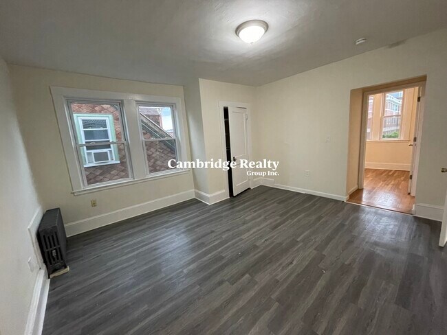 Foto del edificio - 357-359 Cambridge St. Unit 3R