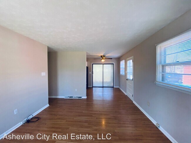 Building Photo - 3 br, 2 bath House - 18 Woodhaven Drive