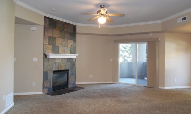 Building Photo - 7105 Ash Creek Heights