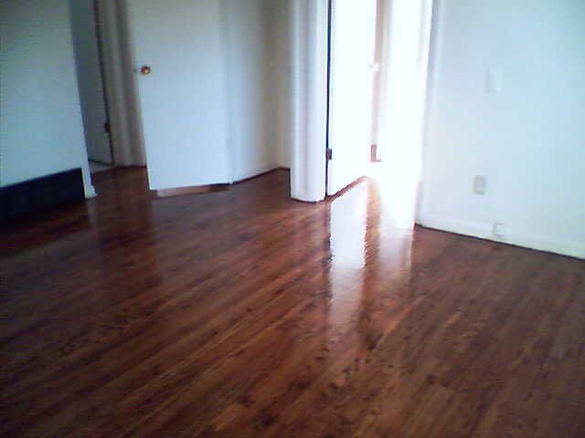 Family room - 500 E Stafford Ave