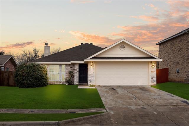 Foto principal - 2611 Cypress Point Dr