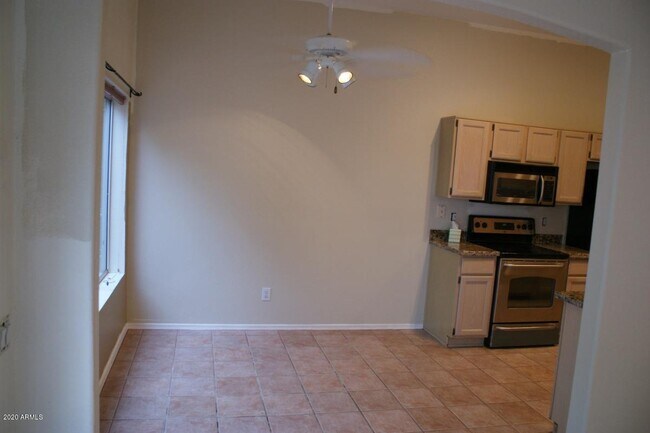 Building Photo - 3537 E Kelton Ln