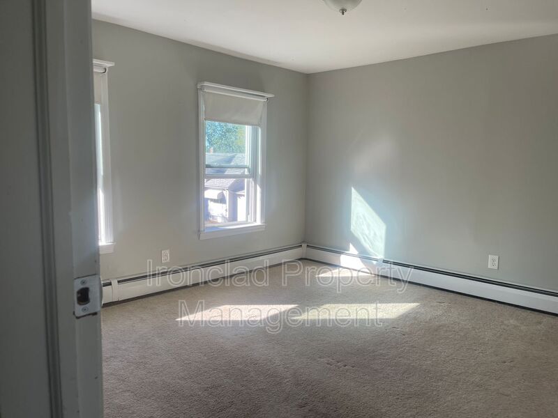 62 High St Unit 2, Wallingford, CT 06492 Condo for Rent in Wallingford, CT