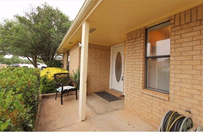 Foto del edificio - 3510 103rd St