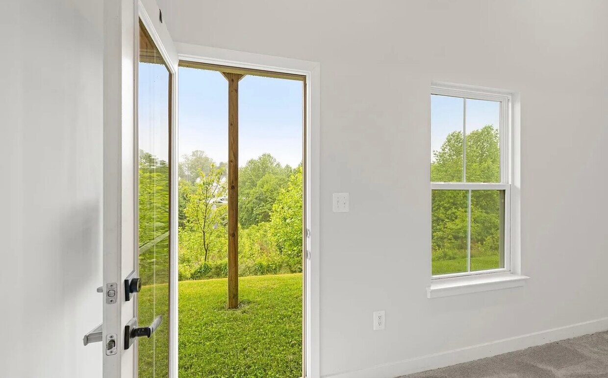 Backs to private wooded lot - 726 Iron Gate Rd