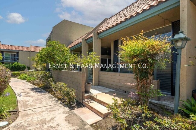 Building Photo - 958 Palo Verde Ave