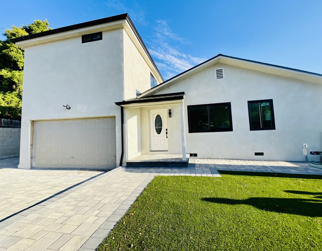 7900 Forsythe St, Sunland, CA 91040 House Rental in Sunland, CA