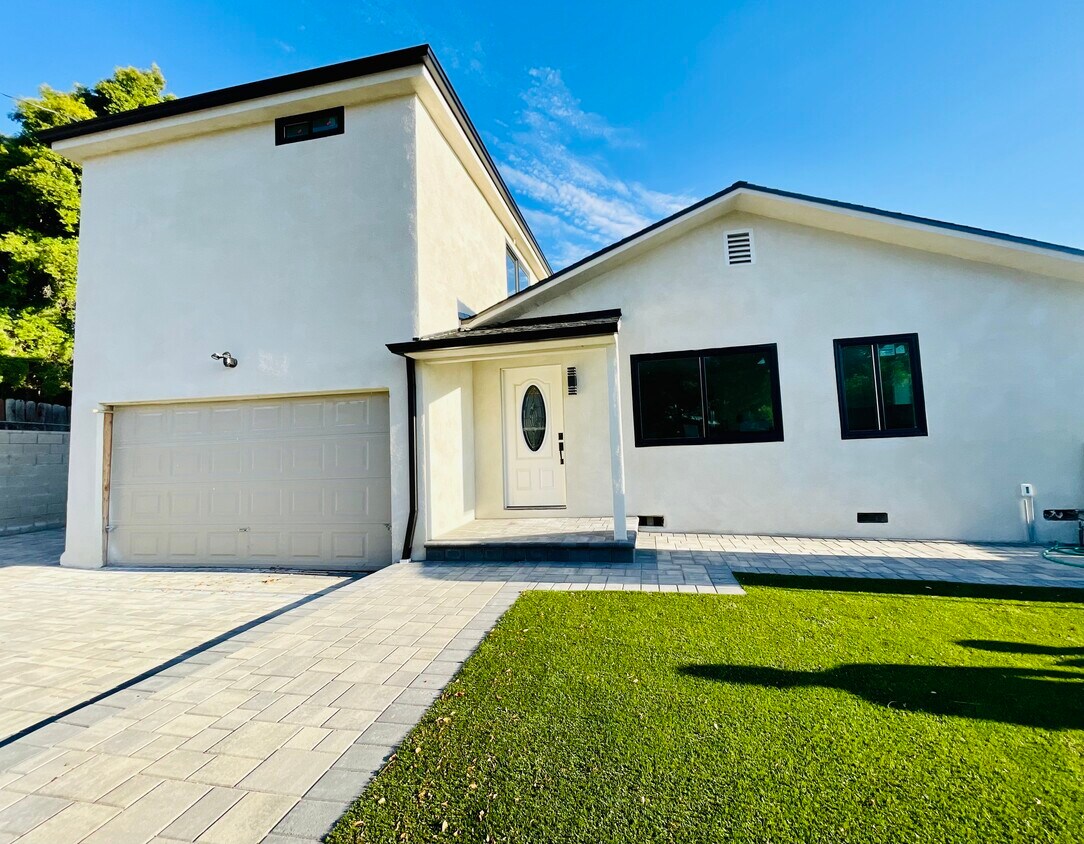 7900 Forsythe St, Sunland, CA 91040 House Rental in Sunland, CA