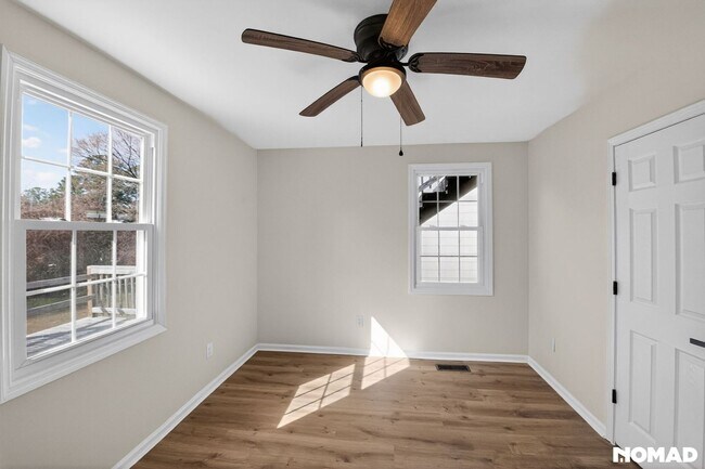 Foto del edificio - 217 Pecan Rd