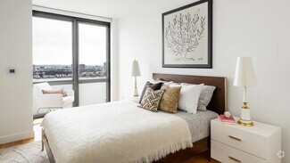 Building Photo - 606 W 57th St