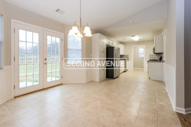 Building Photo - 226 Fern Ct