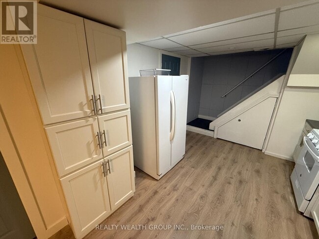 Building Photo - 82 Elvaston Dr