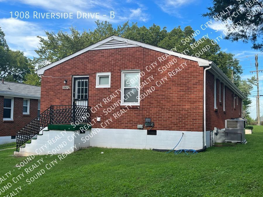 Primary Photo - INGLEWOOD EAST NASHVILLE Duplex 2/1 bath 9...