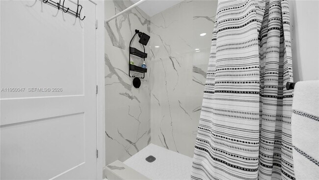 Foto del edificio - 417 NW 13th Ct