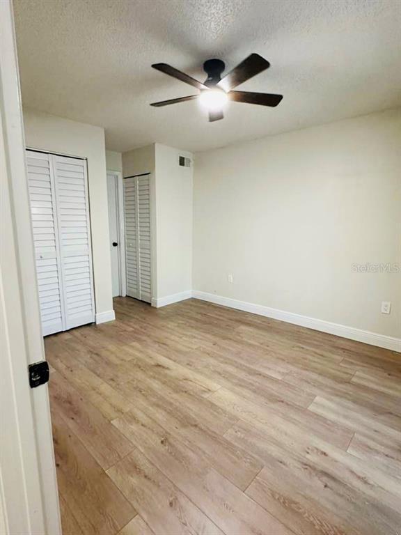 Foto del edificio - 2654 Crown Ct