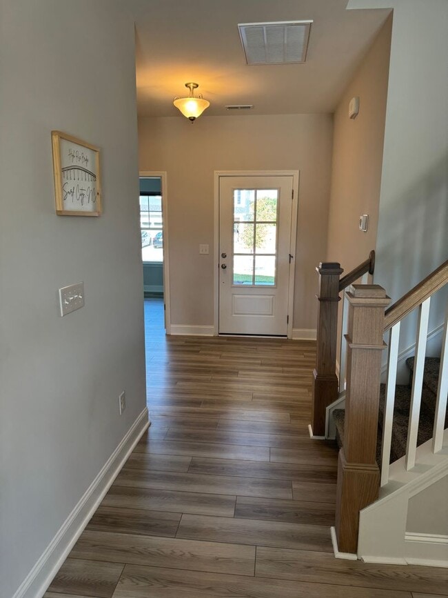 Foto del edificio - Welcome to The Terraces!