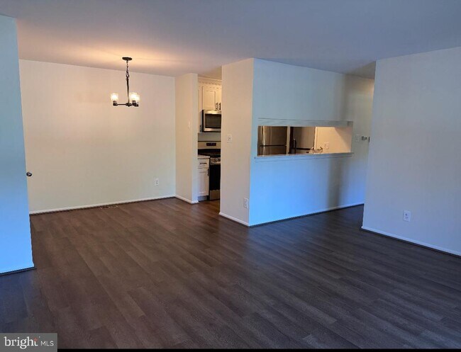 Foto del edificio - 1001 Woodhollow Dr