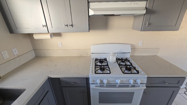 Foto del edificio - 4446 W 136th St