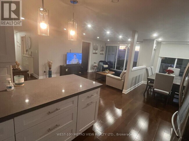 Photo du bâtiment - 1415 Ghent Ave