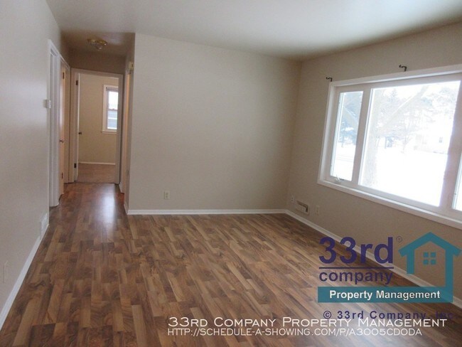Building Photo - Cottage Grove 4 Bedroom Rambler!