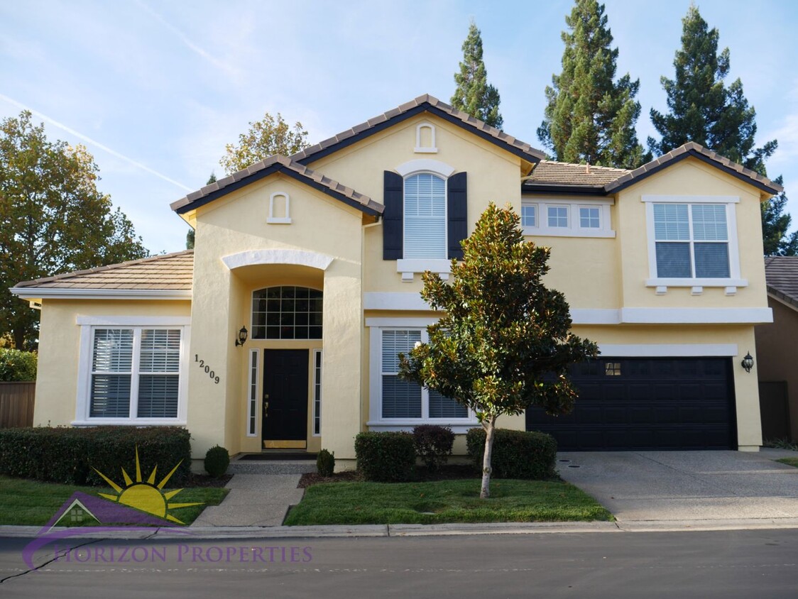 Foto principal - Modern 3 Bed 3 Bath 2,286 sqft. Gold River...