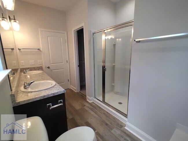 Building Photo - 126 Ironwood Dr