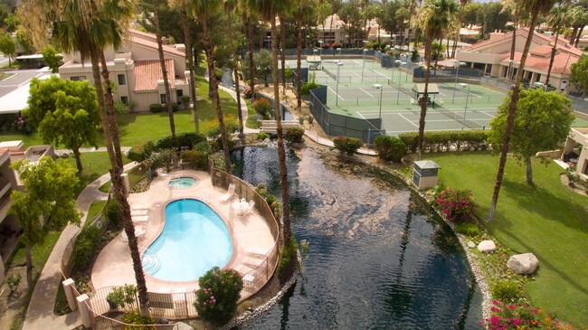 Gate Resort Feel Condo - Large 2/2 - 35200 Cathedral Canyon Dr