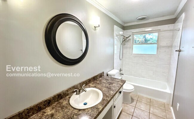Building Photo - 7823 Huntington Forest Dr