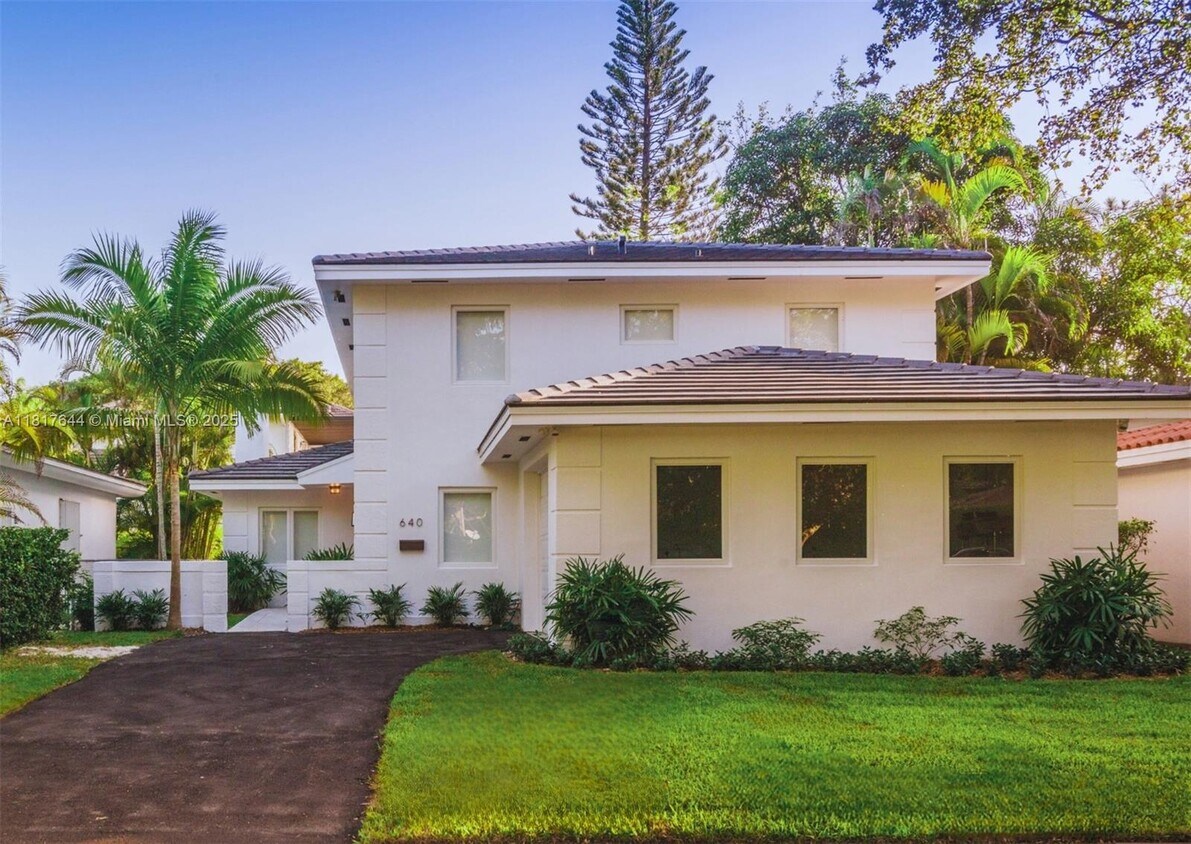 Foto principal - 640 Puerta Ave