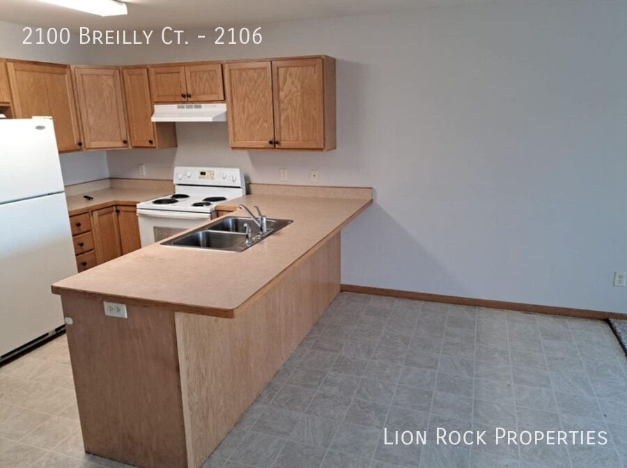Primary Photo - 2100 Breilly Ct