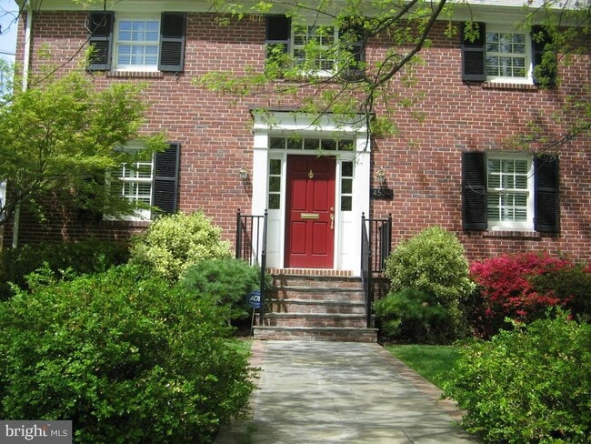 Foto del edificio - 4509 Harling Ln