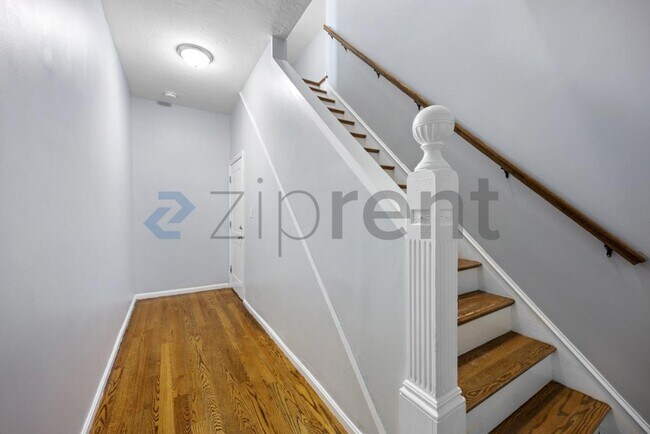 Foto del edificio - 92 Maple St