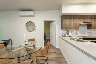 Interior Photo - The Woods on Marquam Hill